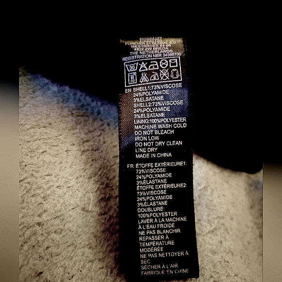 Triangle Style Dress - Picture 7 of 8